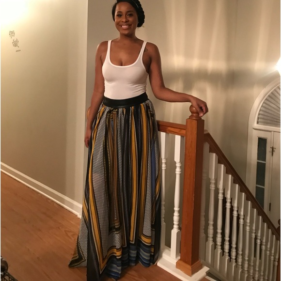 Fashion Nova maxi skirt - Picture 9 of 9